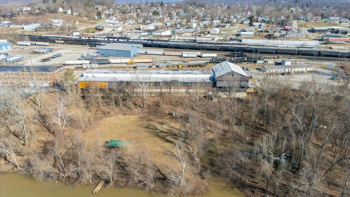 828 Depot St , Parkersburg, WV for sale