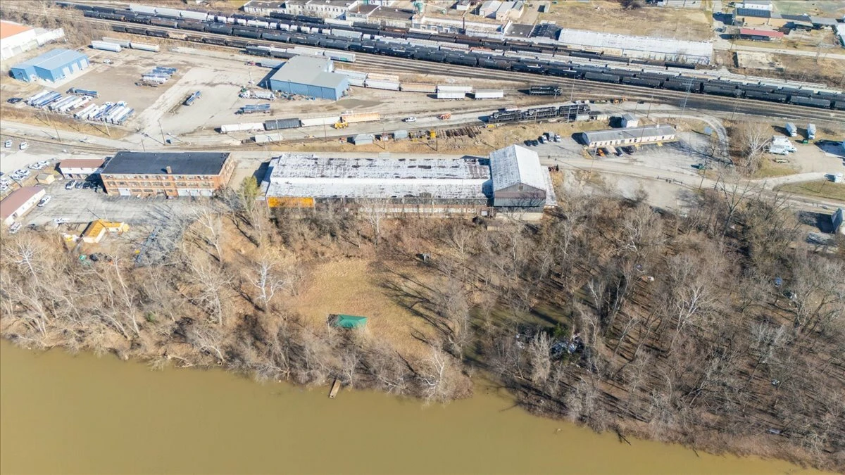 828 Depot St , Parkersburg, WV for sale