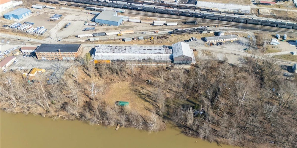828 Depot St , Parkersburg, WV for sale