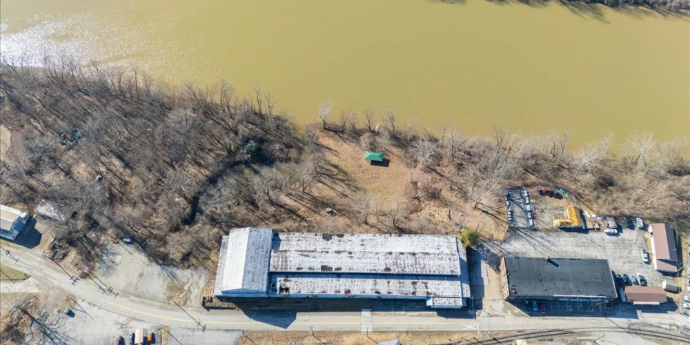828 Depot St , Parkersburg, WV for sale