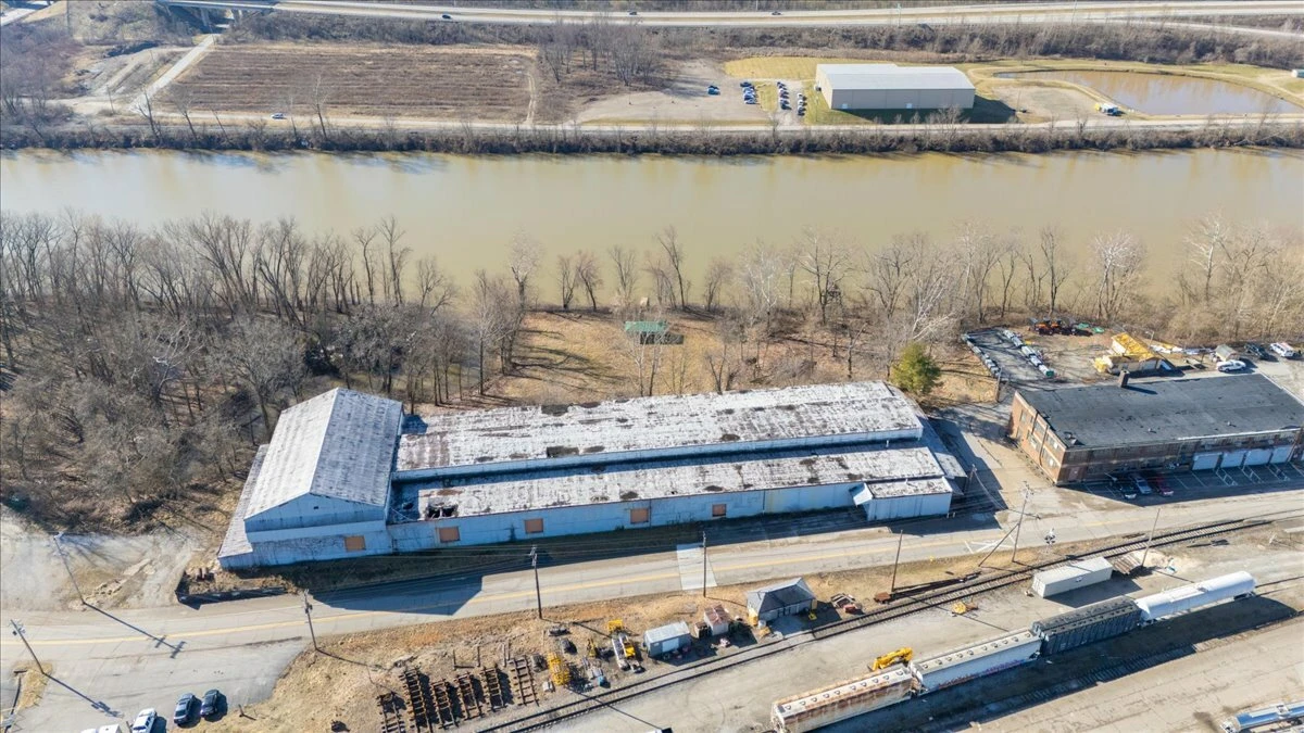 828 Depot St , Parkersburg, WV for sale