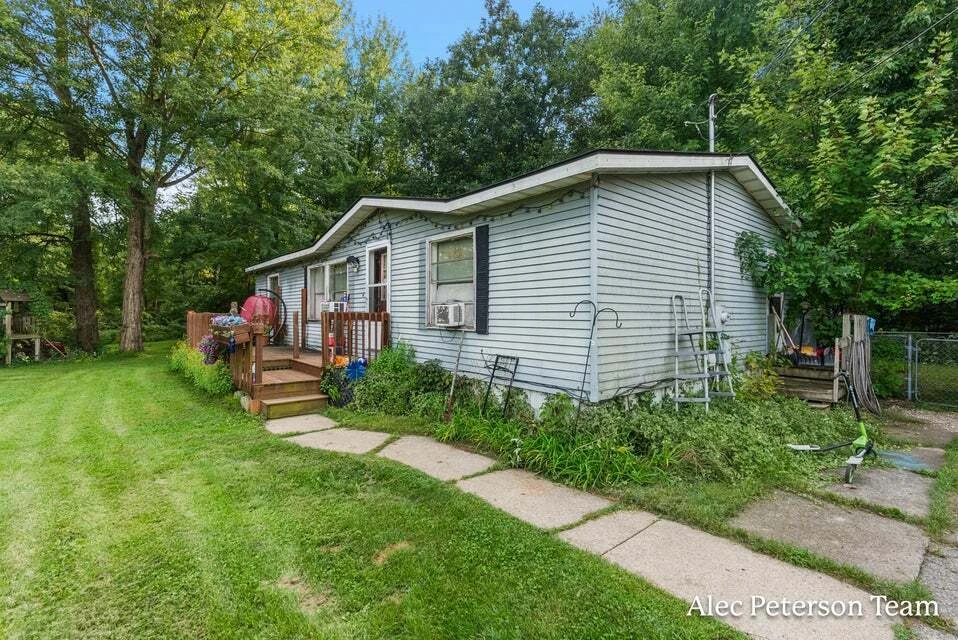 Owner-User or Investment Opportunity Near US-131 Corridor in Wayland