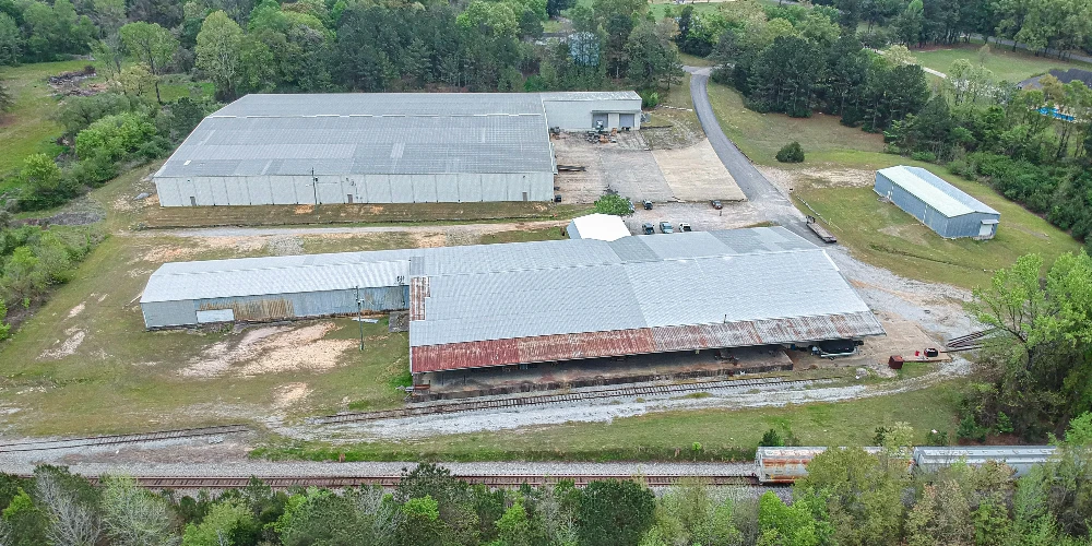 +/- 40,000 Sf Warehouse