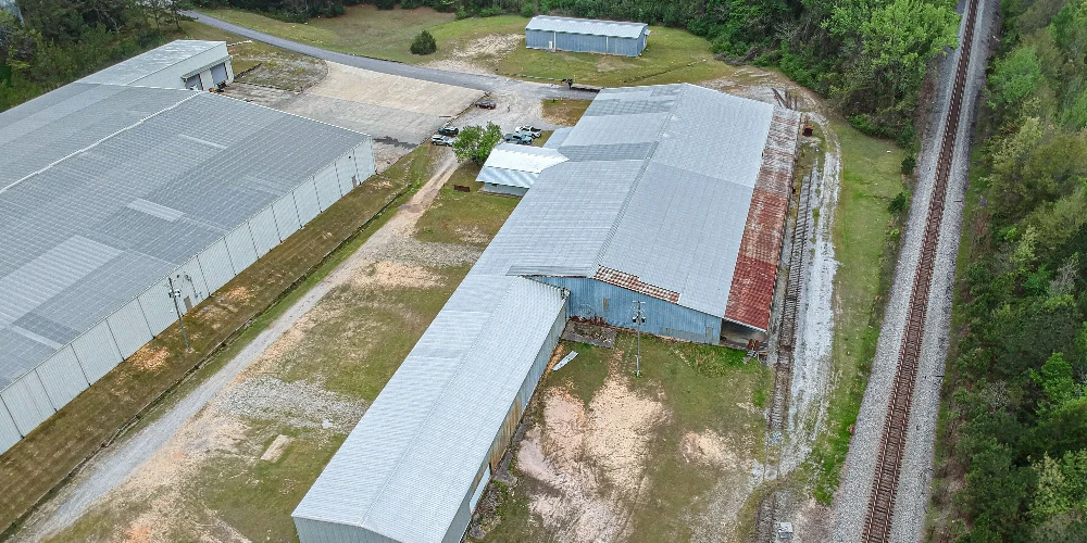 +/- 40,000 Sf Warehouse