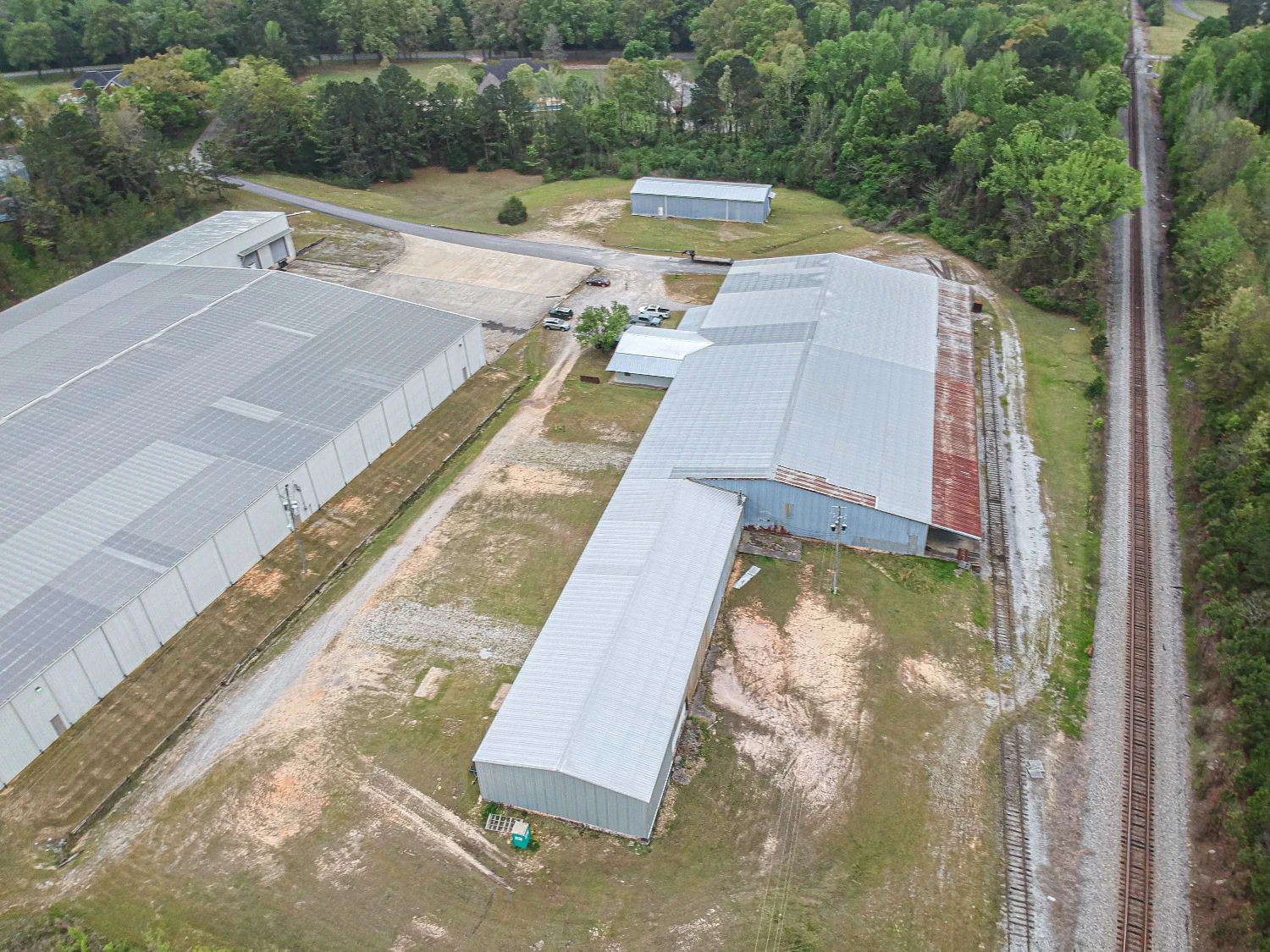 +/- 40,000 Sf Warehouse