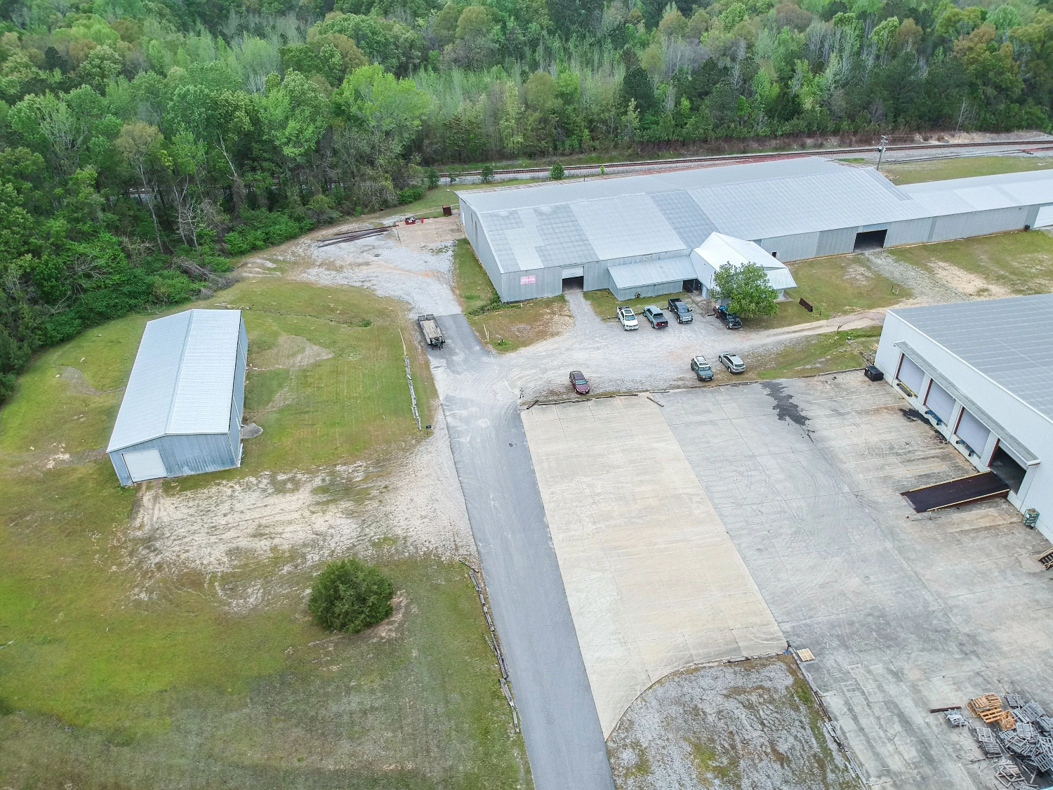 +/- 40,000 Sf Warehouse