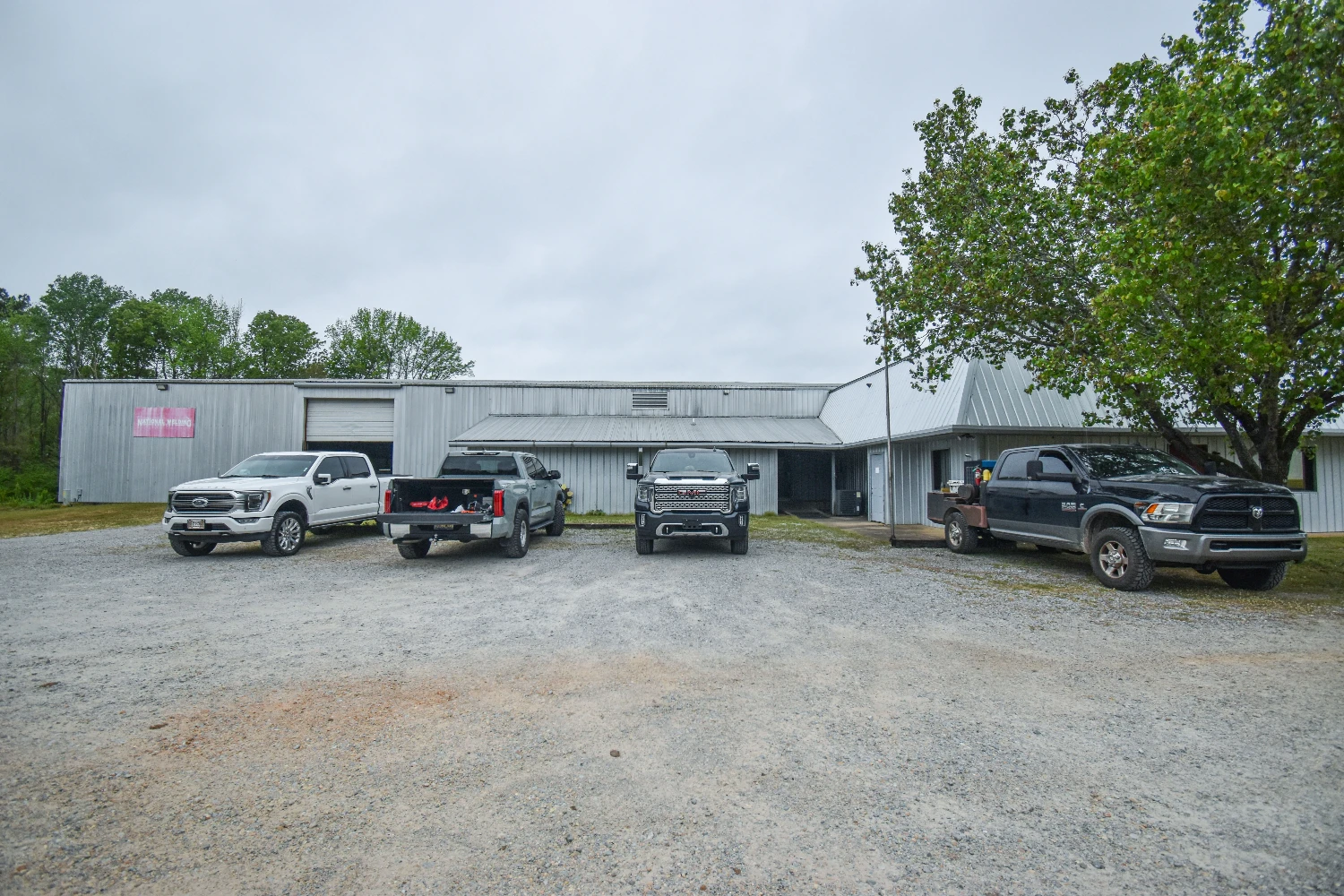 +/- 40,000 Sf Warehouse