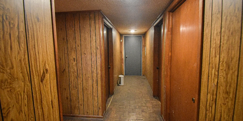 +/- 40,000 Sf Warehouse