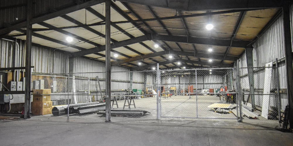 +/- 40,000 Sf Warehouse