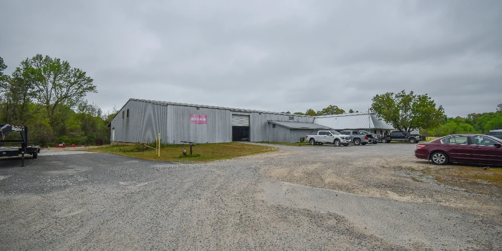 +/- 40,000 Sf Warehouse