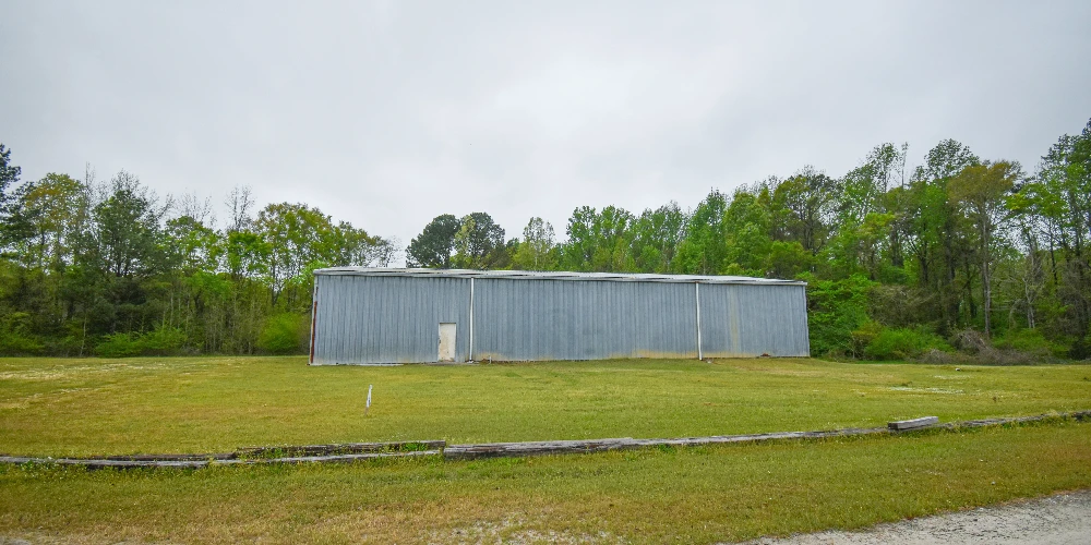 +/- 40,000 Sf Warehouse