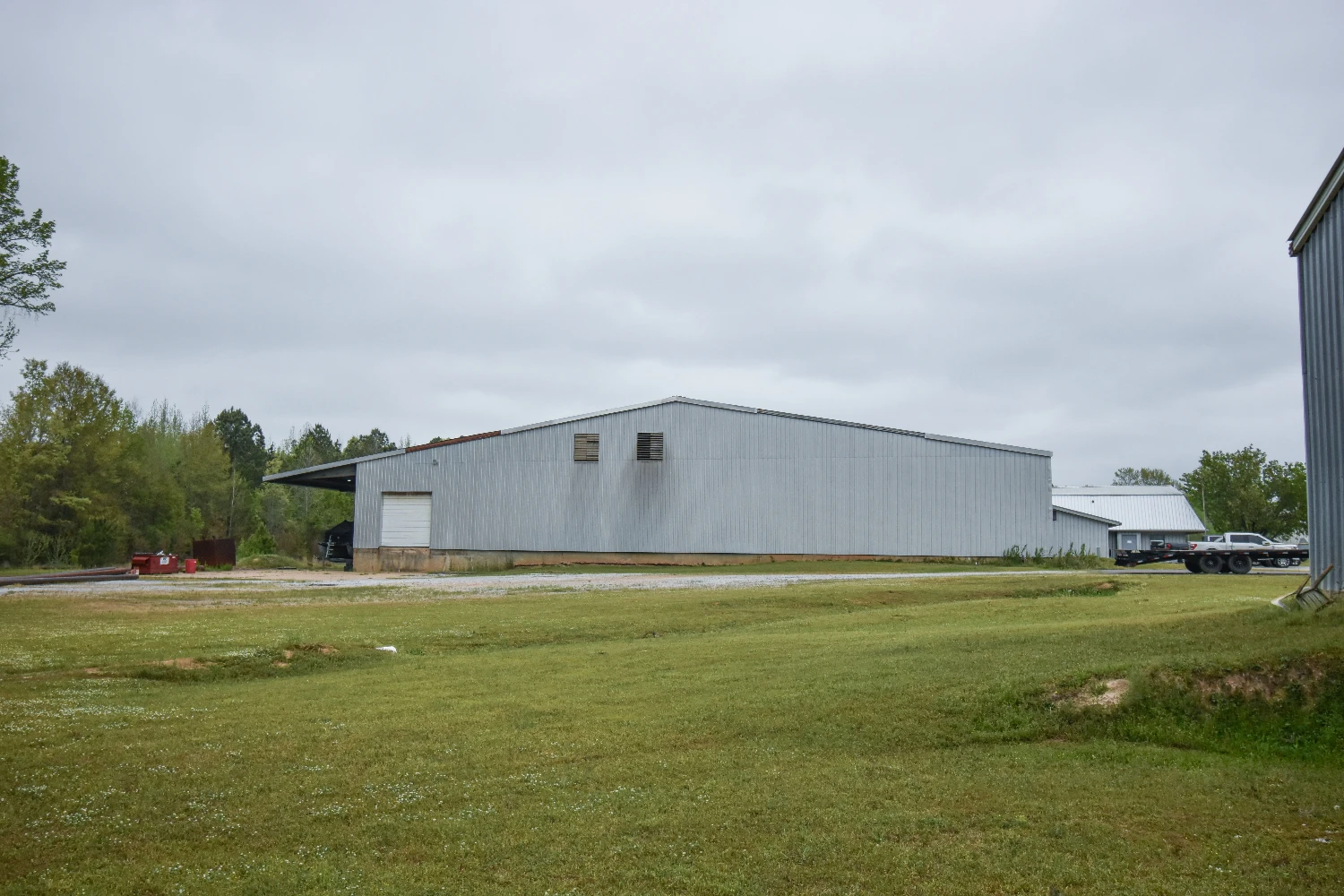 +/- 40,000 Sf Warehouse