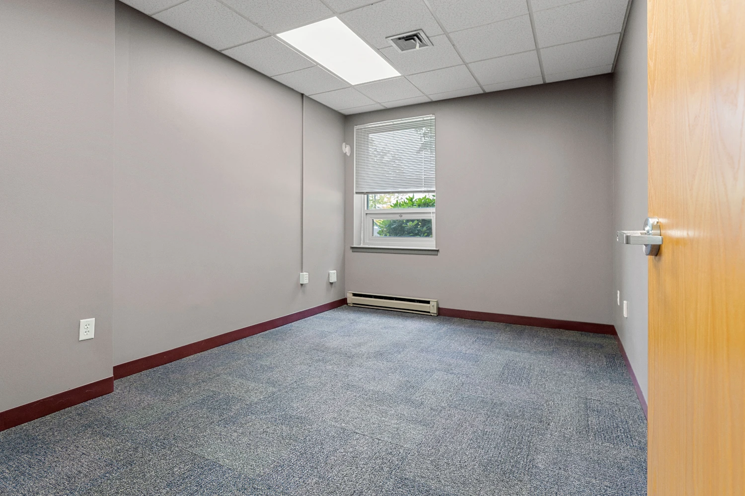 24,751 +/- SF R&D Investment Opportunity | Route 128