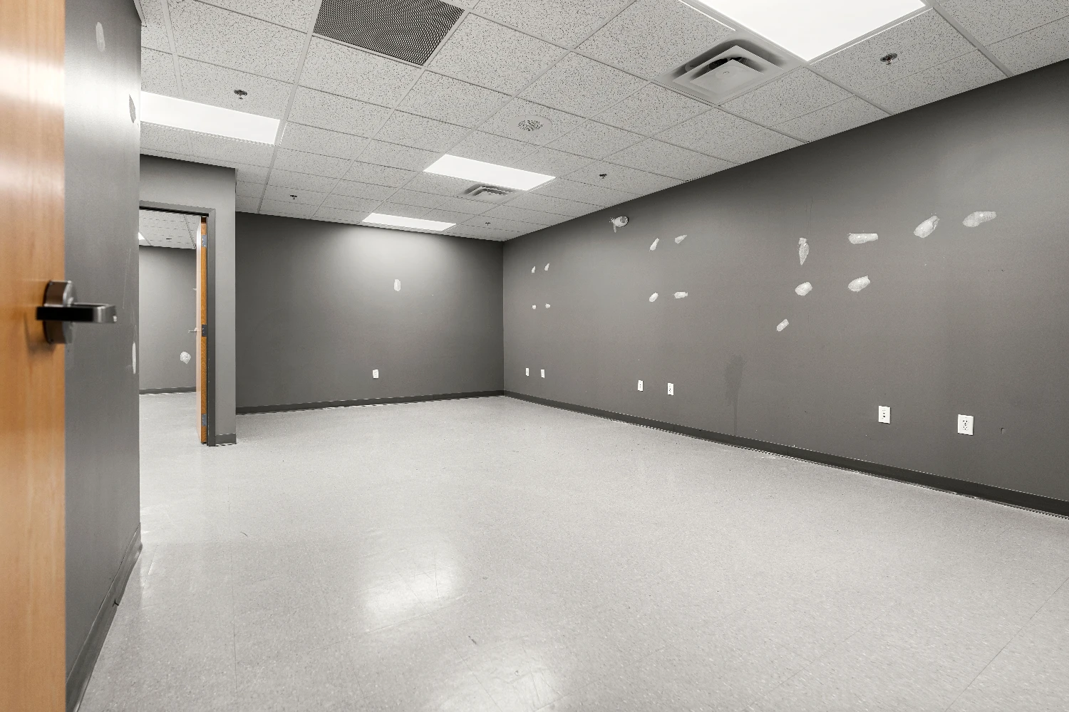 24,751 +/- SF R&D Investment Opportunity | Route 128