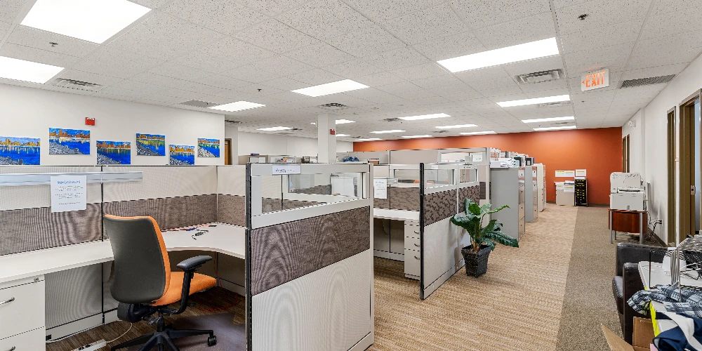 24,751 +/- SF R&D Investment Opportunity | Route 128