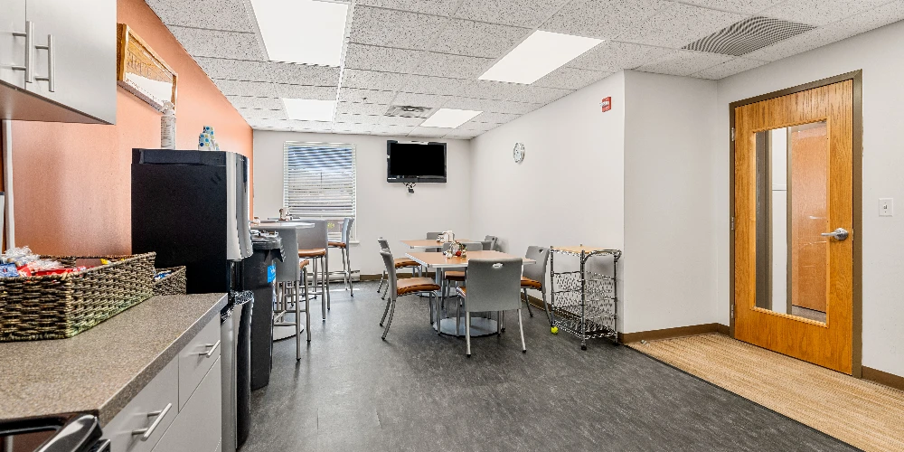 24,751 +/- SF R&D Investment Opportunity | Route 128