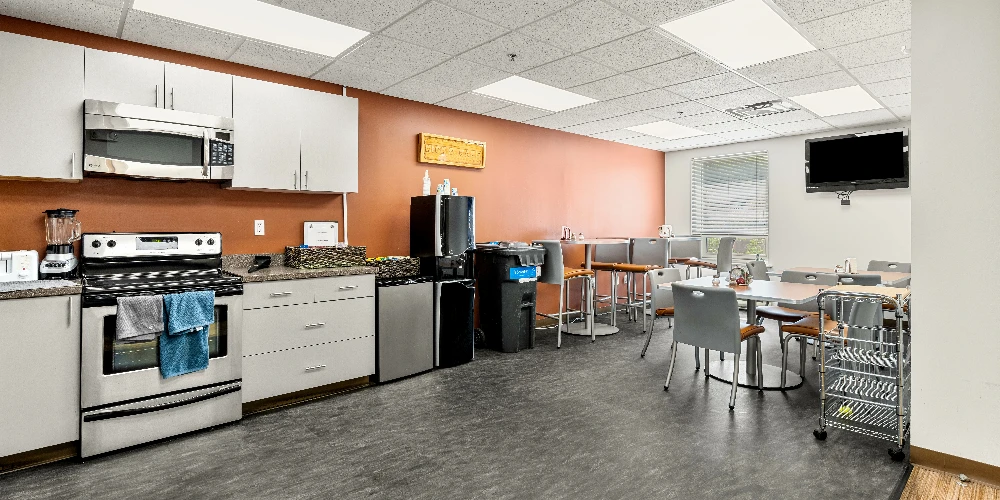 24,751 +/- SF R&D Investment Opportunity | Route 128