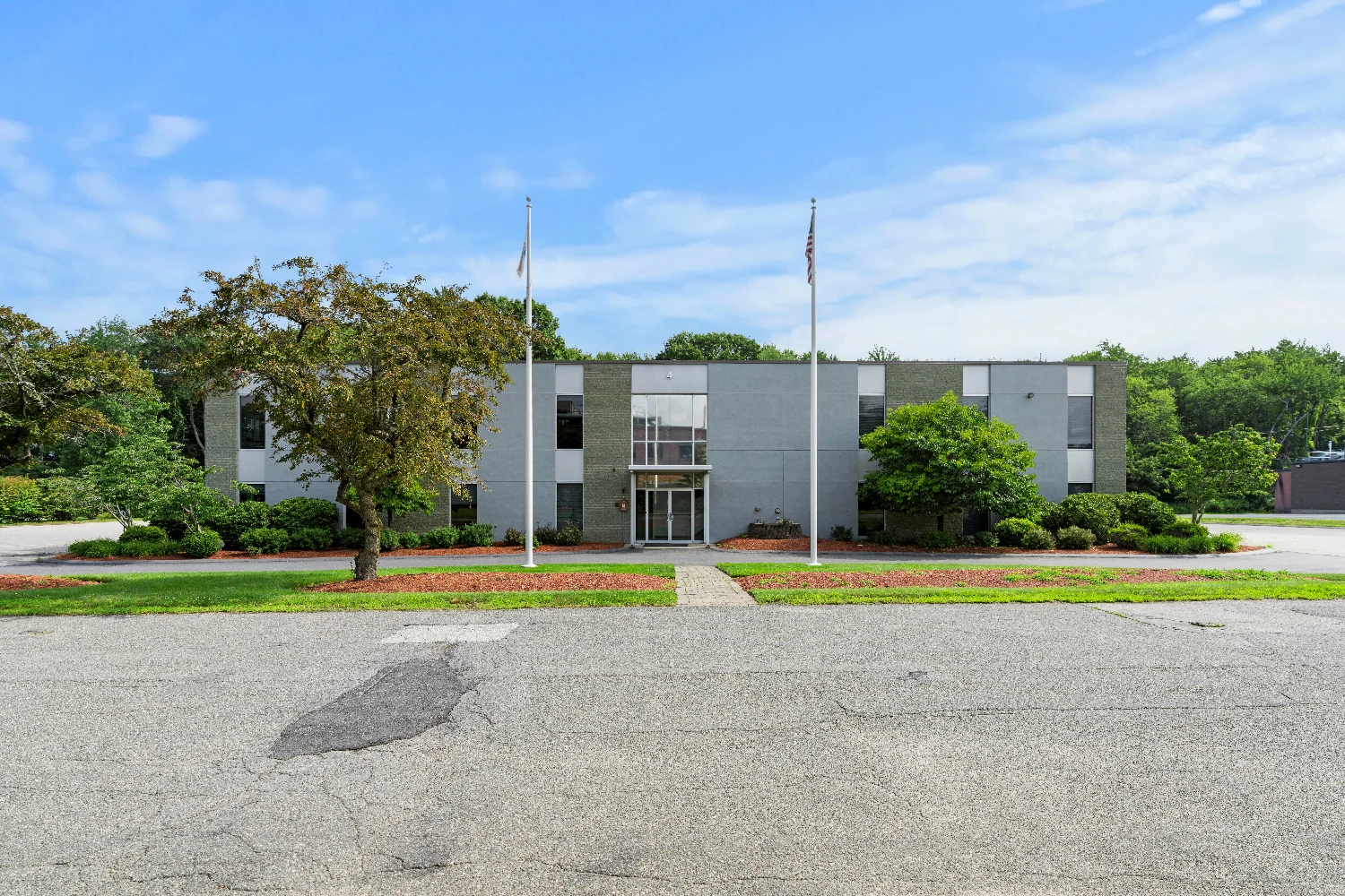 24,751 +/- SF R&D Investment Opportunity | Route 128
