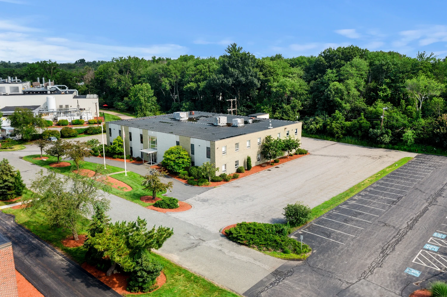 24,751 +/- SF R&D Investment Opportunity | Route 128
