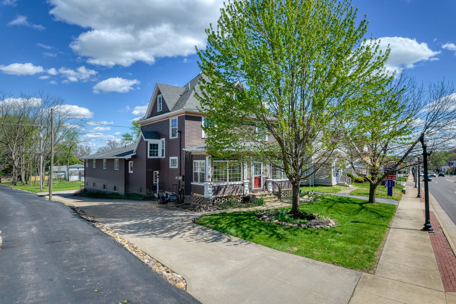832 S Main St, North Canton, OH for sale