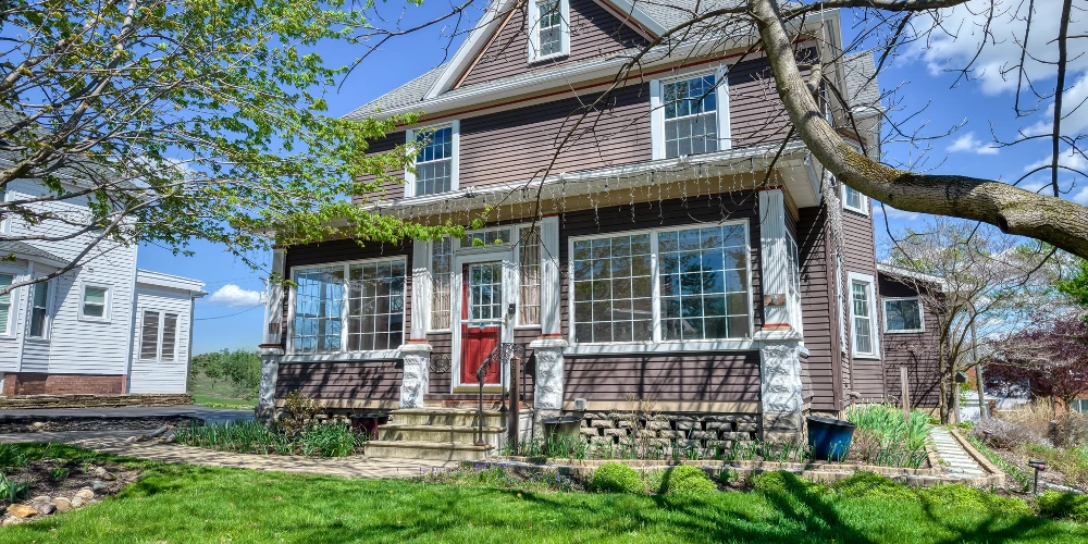 832 S Main St, North Canton, OH for sale