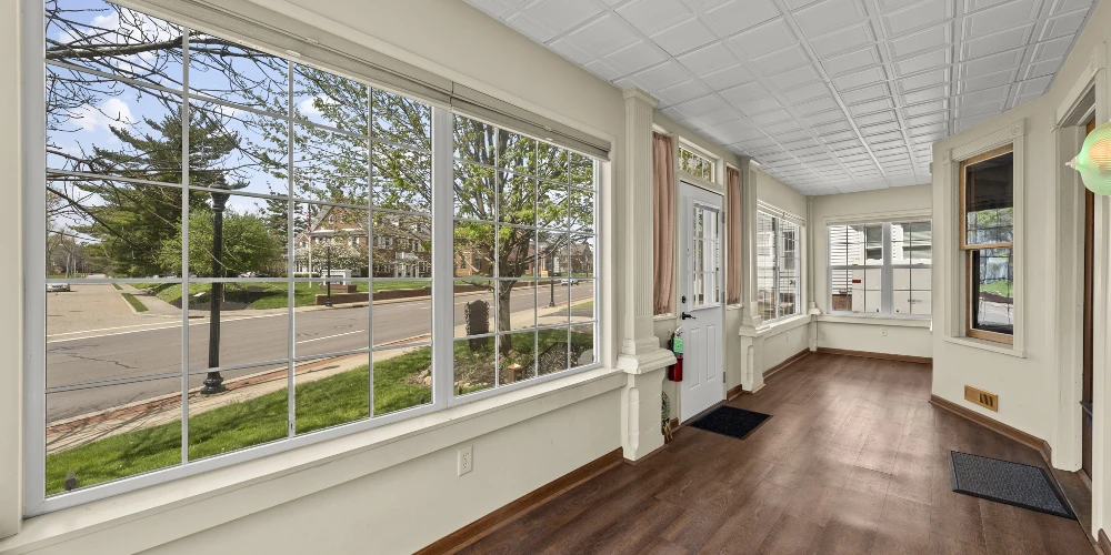 832 S Main St, North Canton, OH for sale