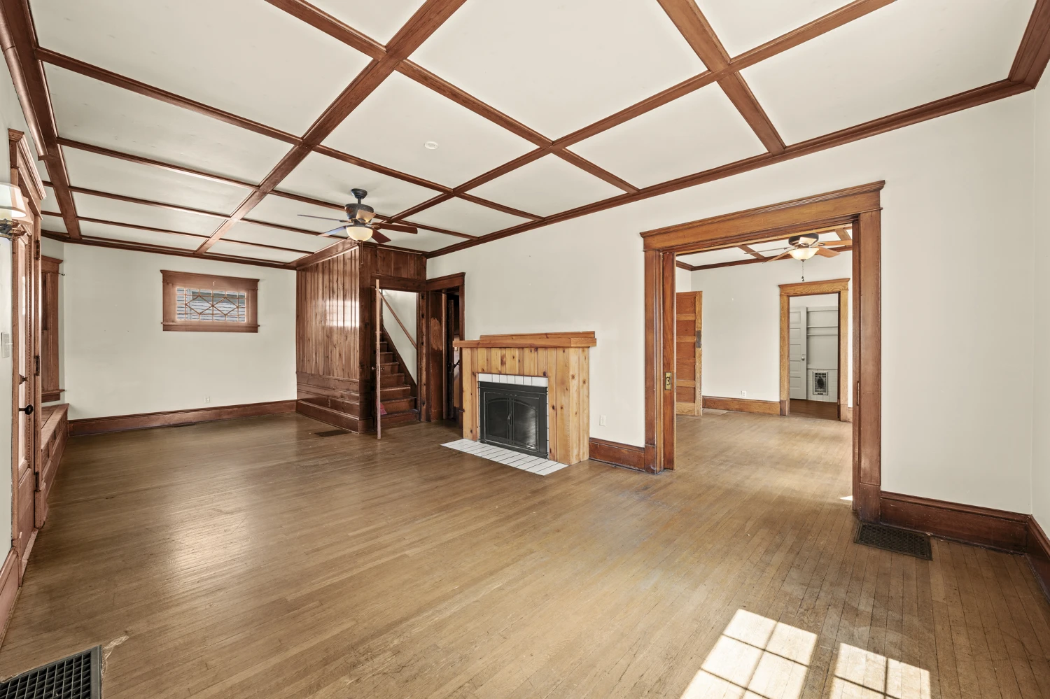 832 S Main St, North Canton, OH for sale