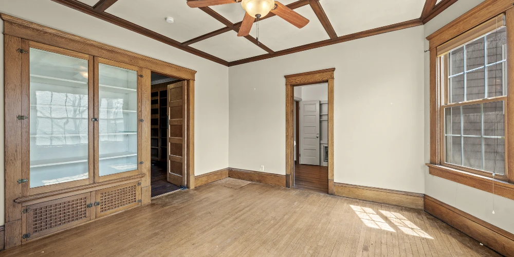 832 S Main St, North Canton, OH for sale