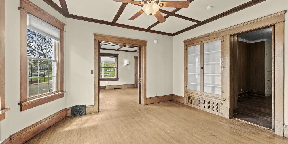 832 S Main St, North Canton, OH for sale