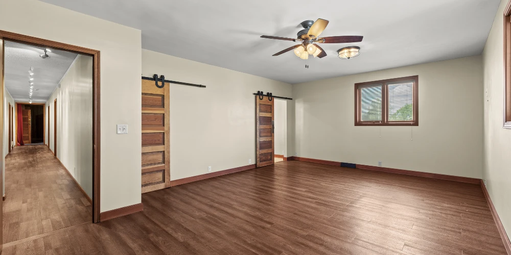 832 S Main St, North Canton, OH for sale