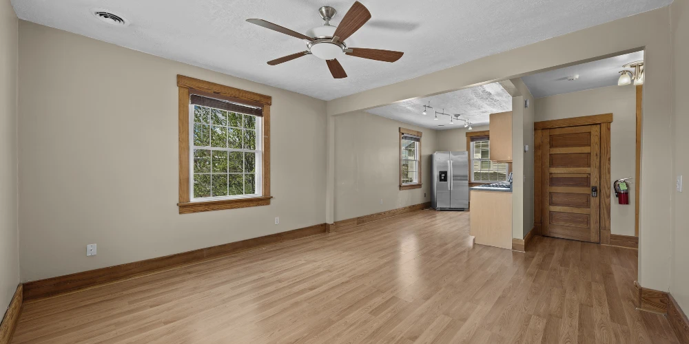 832 S Main St, North Canton, OH for sale