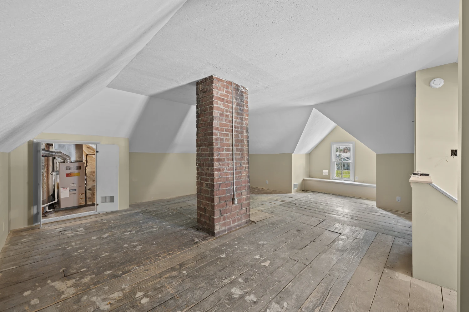 832 S Main St, North Canton, OH for sale