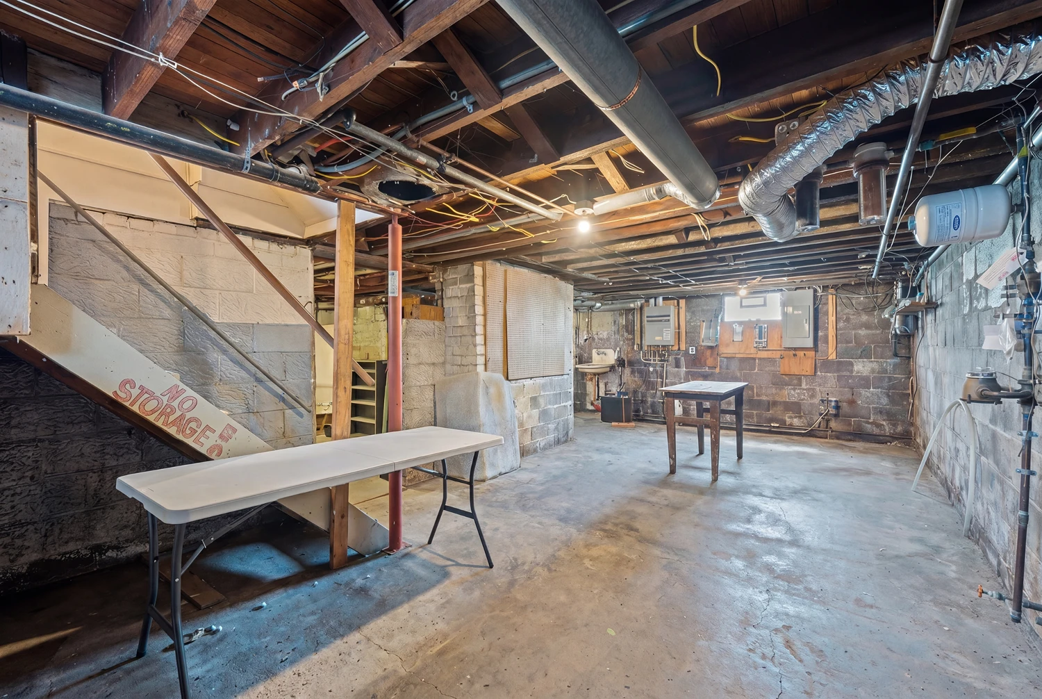 832 S Main St, North Canton, OH for sale