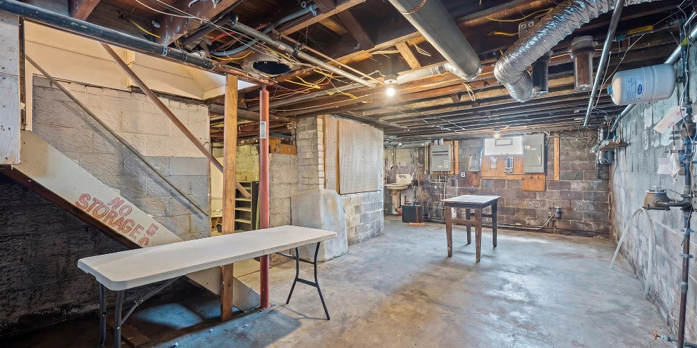 832 S Main St, North Canton, OH for sale