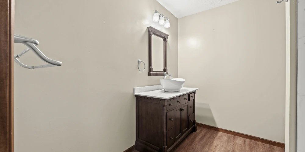 832 S Main St, North Canton, OH for sale