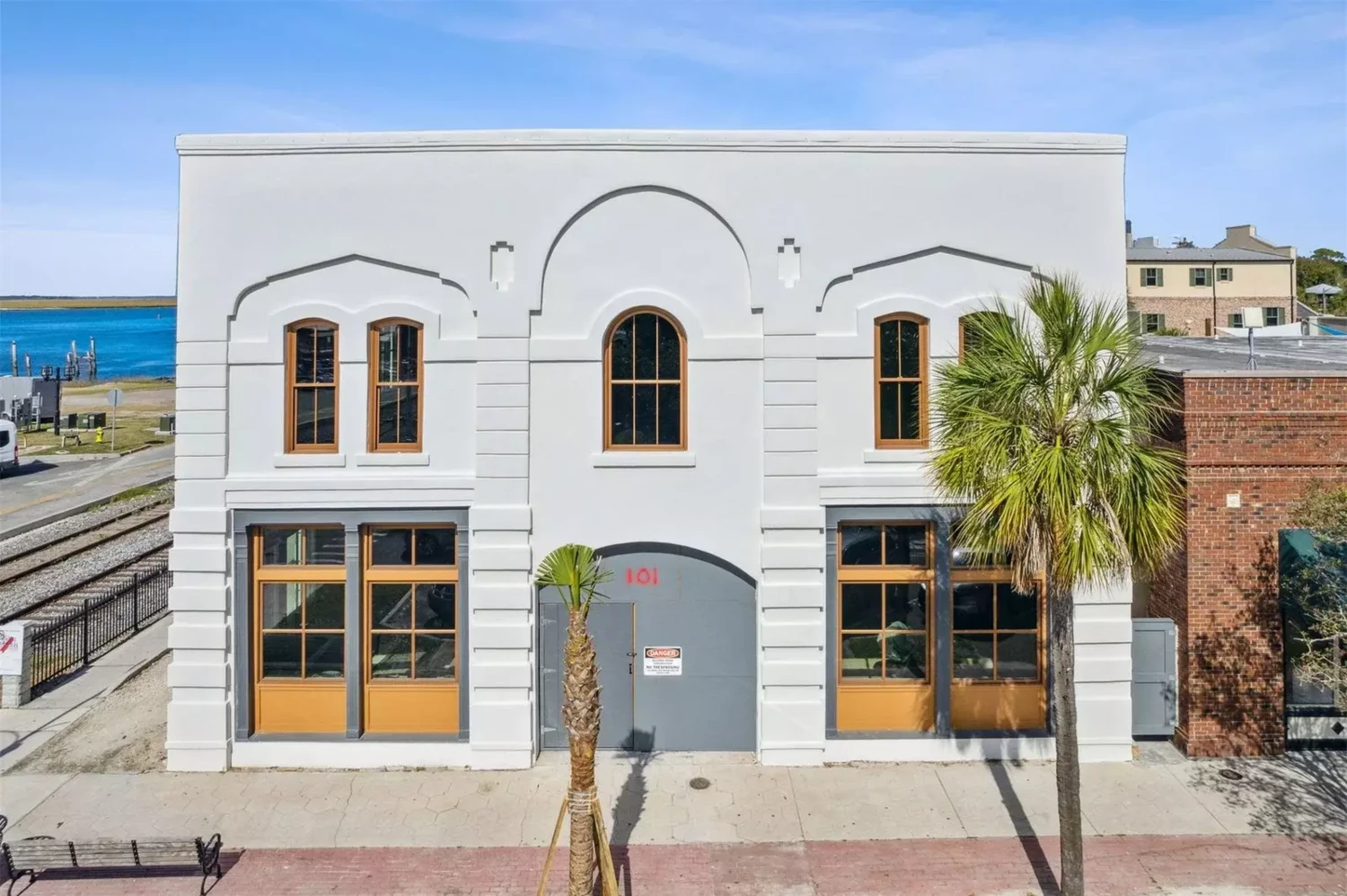 Prime Commercial Property in Historic Amelia Island