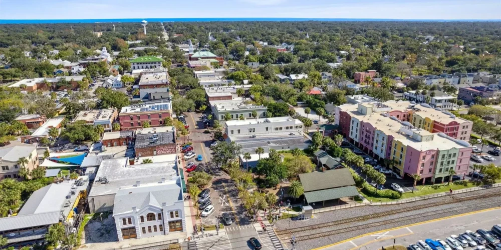 Prime Commercial Property in Historic Amelia Island