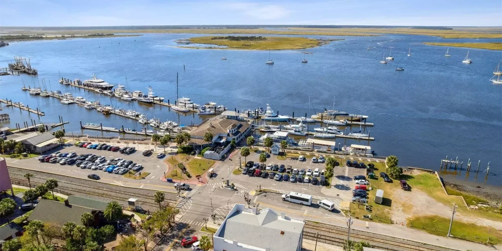 Prime Commercial Property in Historic Amelia Island