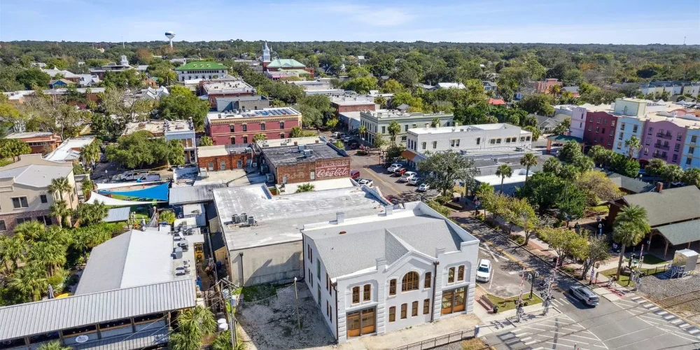 Prime Commercial Property in Historic Amelia Island