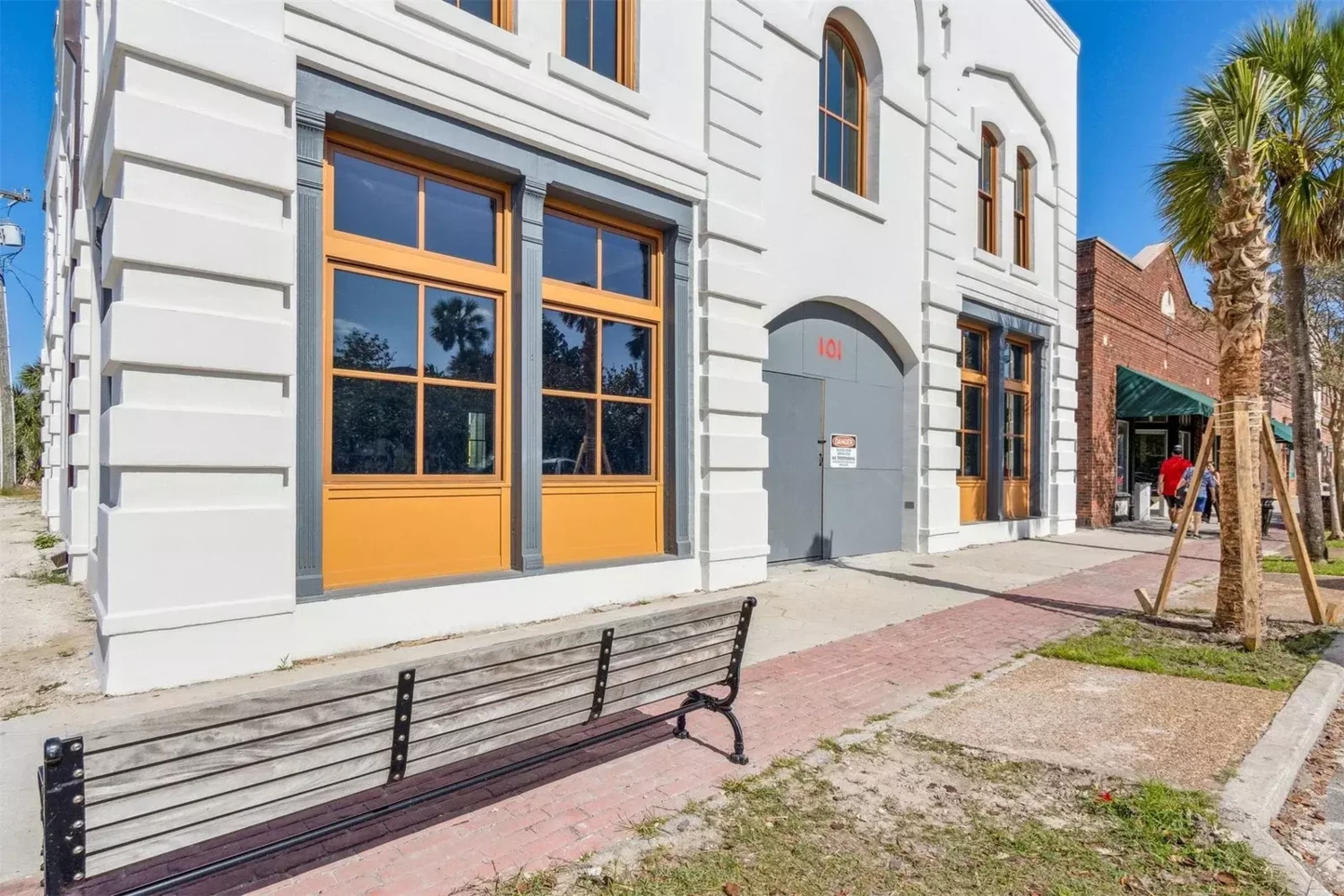 Prime Commercial Property in Historic Amelia Island