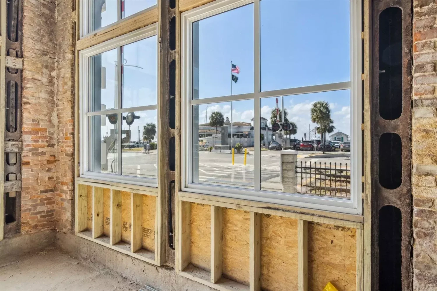 Prime Commercial Property in Historic Amelia Island