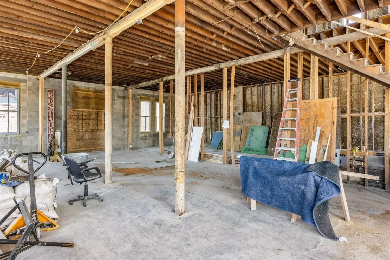 Prime Commercial Property in Historic Amelia Island