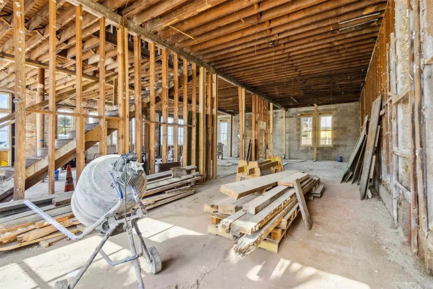 Prime Commercial Property in Historic Amelia Island