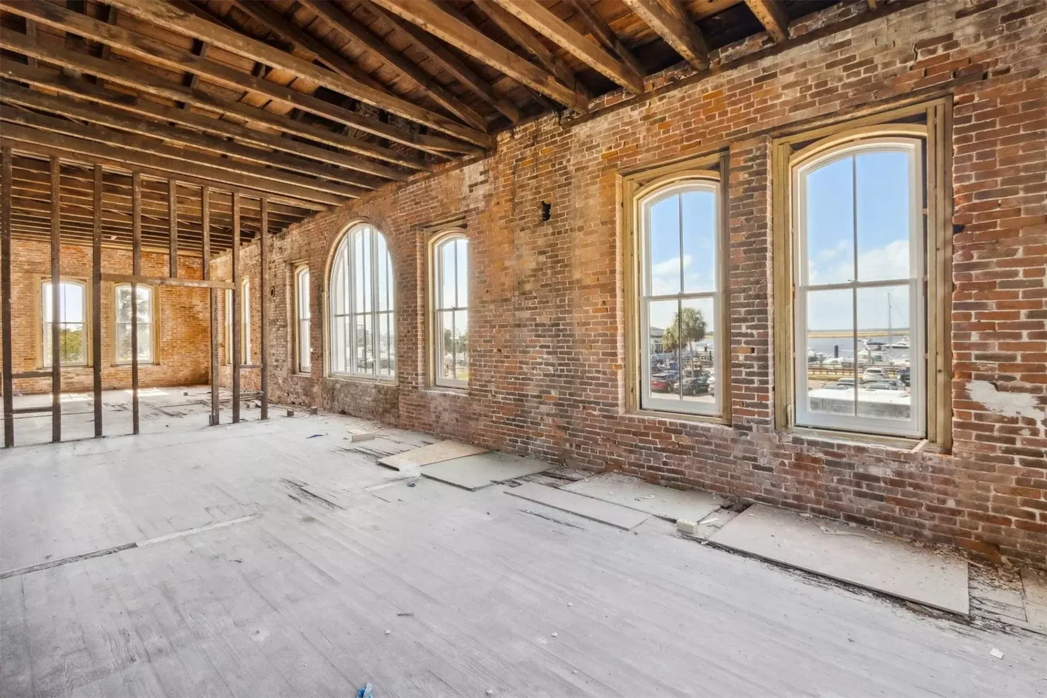 Prime Commercial Property in Historic Amelia Island