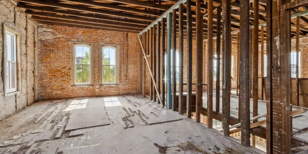 Prime Commercial Property in Historic Amelia Island