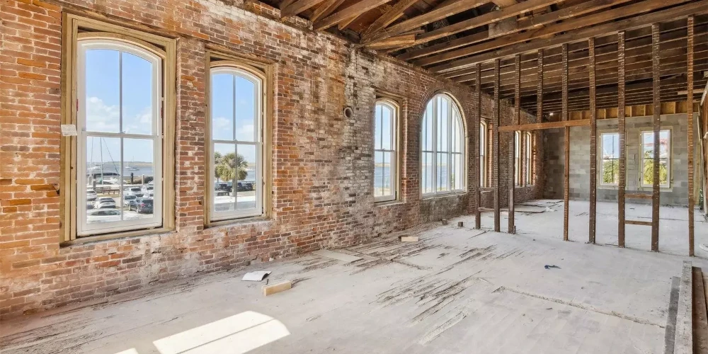 Prime Commercial Property in Historic Amelia Island