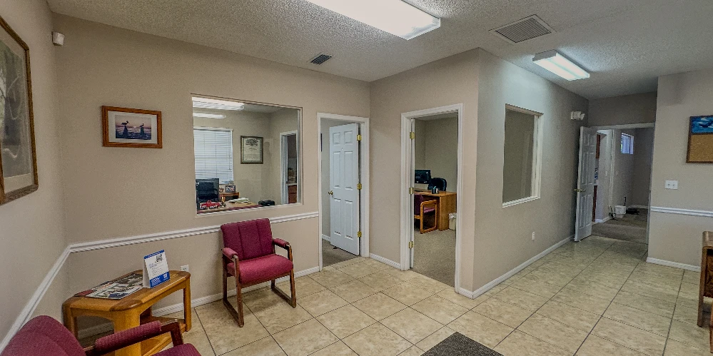 507 NE 36th Avenue - Free-Standing Office