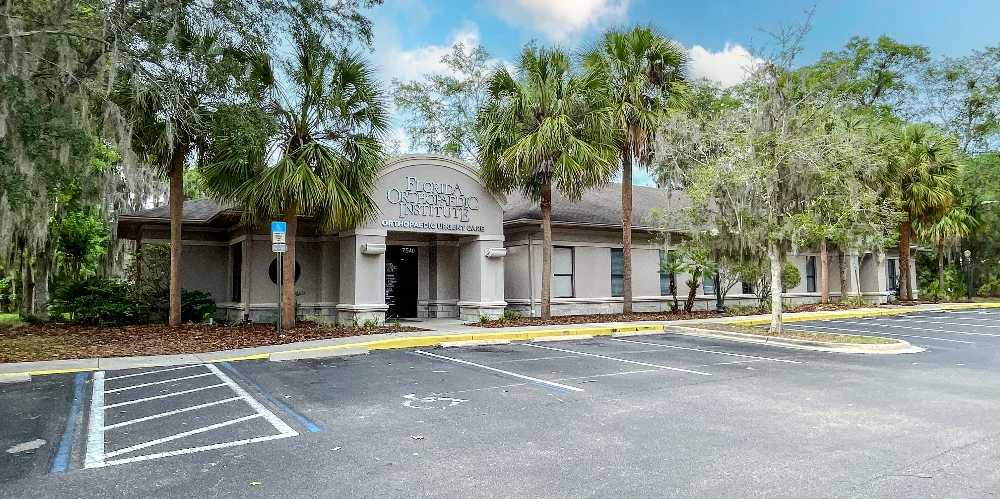7540 W. University Avenue - Tower Hill Office Park Building for Sale 