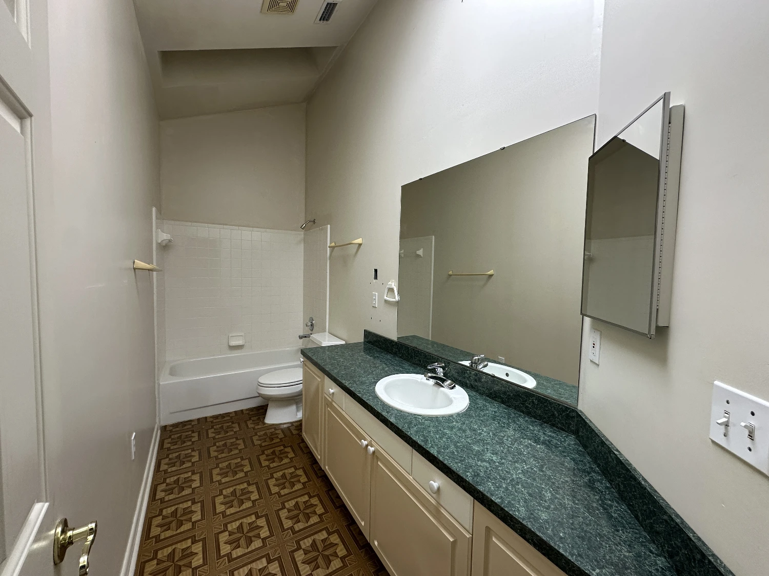 Medical/Professional Free-Standing Office Building - Waterford Park