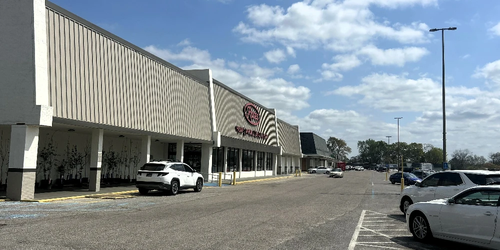 College Park Shopping Center - Meridian
